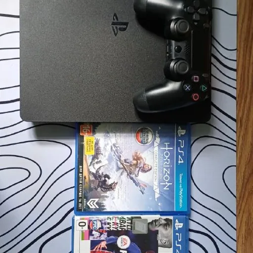 PlayStation 4 Slim, геймпад, игры Horizon Zero Dawn и FIFA 21