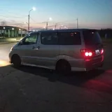 Тойота Альфард 2005 4
