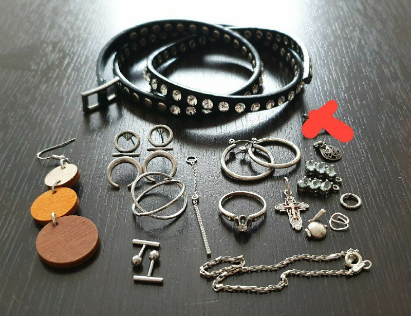 Ювелирные украшения и бижутерия разная