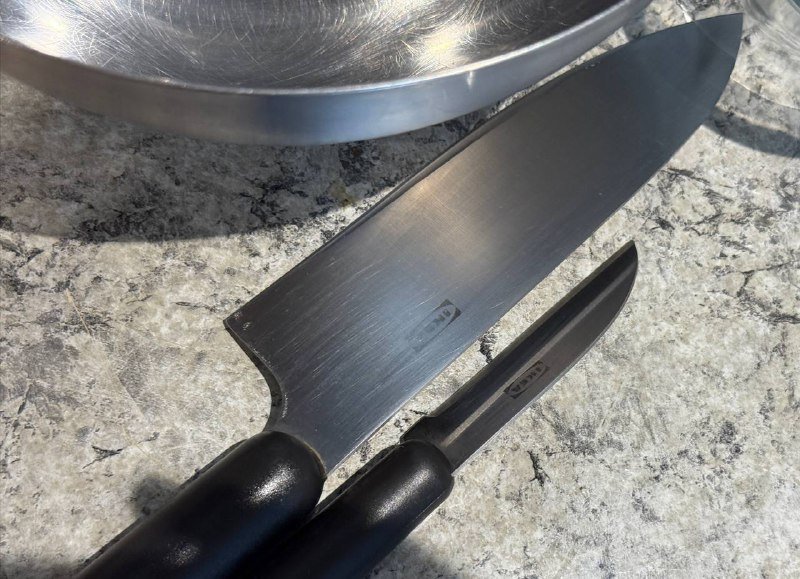 Ножи, миски, мерные ложки, скалки, доски, тарелки, лопатки, терка, кольцо для торта, контейнеры 3