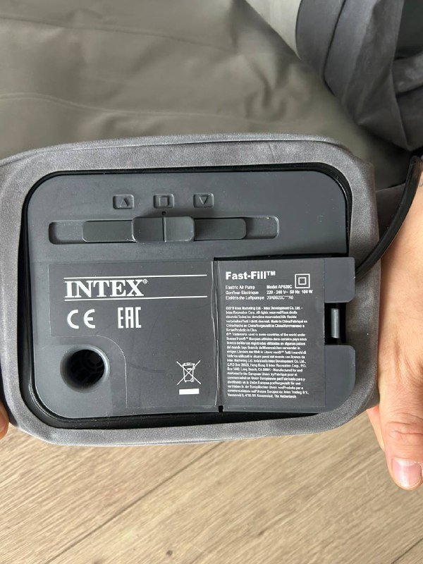 Палатка 4-х местная, тент, походный стол, надувной матрас 5