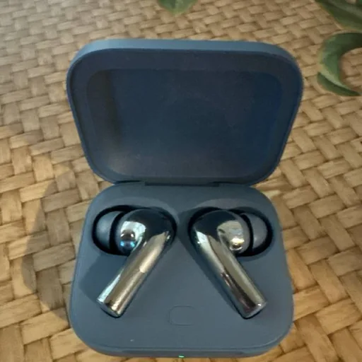 OnePlus Buds 3