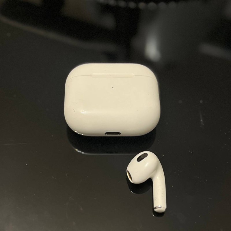 AirPods 2, only right earphone