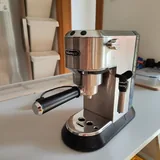 кофеварка DeLonghi Dedica EC685 1