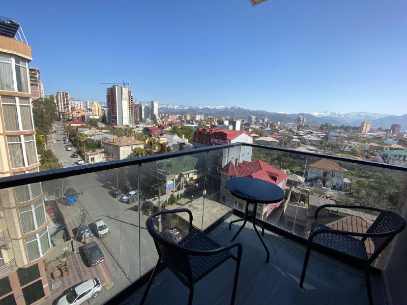 2х комнатная квартира с отдельной спальней в Батуми 2