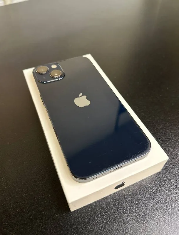 iPhone 13 128 ГБ 1