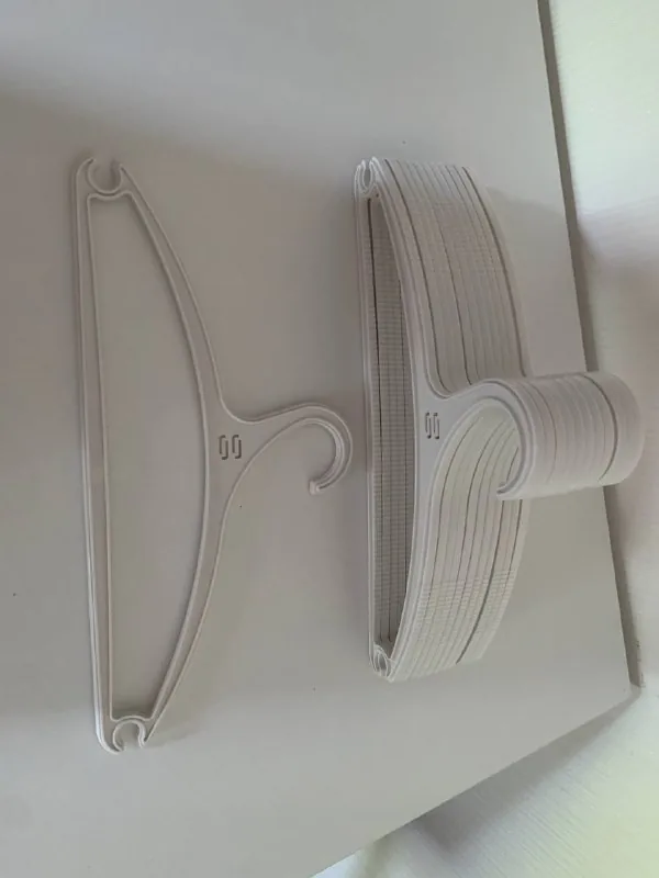 Пояс для пауэрлифтинга, бинты, средство для дисплеев, кейс AirPods 9