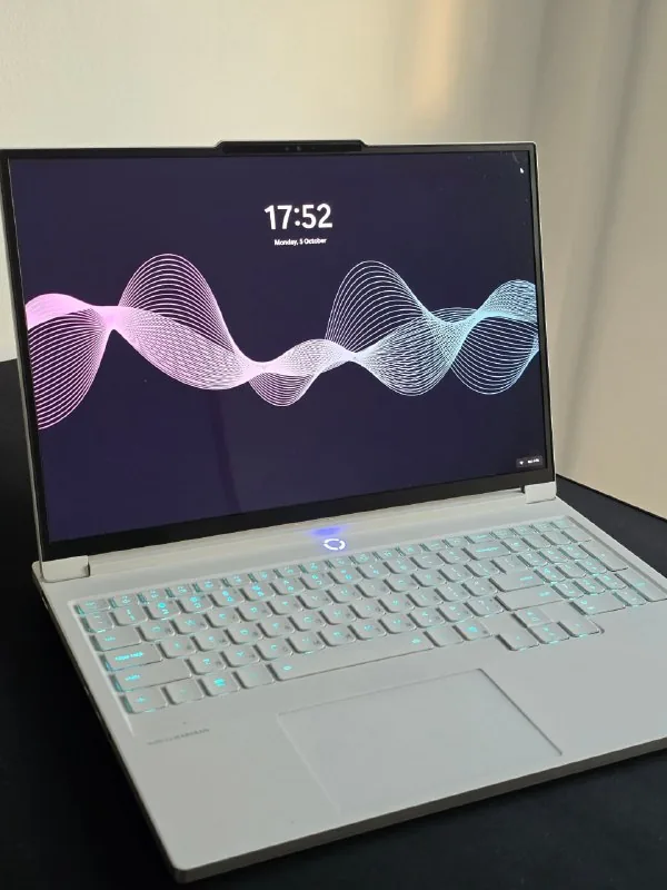Игровой ноутбук Lenovo Legion 7 16IAX10 1