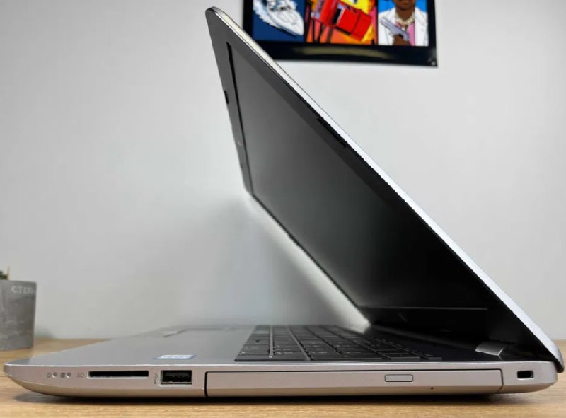 Ультрабук HP 250 G6 15.6" Intel Core i3 16GB DDR4 SSD Windows 10 PRO 4