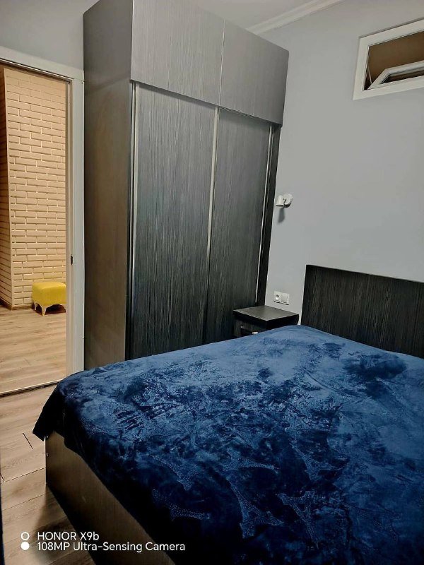 3-комнатная квартира с 2 спальнями в Батуми, аренда 4