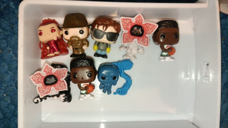 Фигурки персонажей