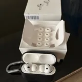 AirPods Pro 3, чехол 1