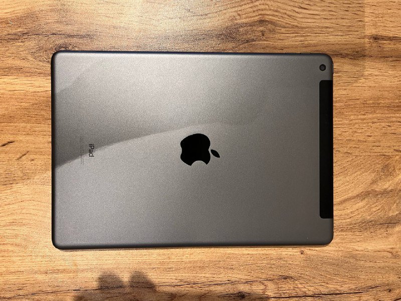 Ipad 7 32 GB с SIM, чехол, защитное стекло 2