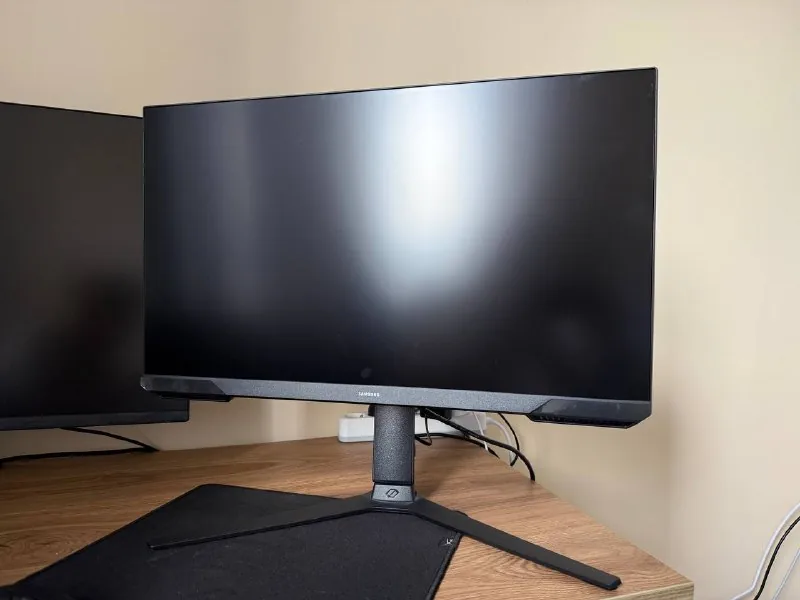 Монитор Samsung Odyssey G3 24 дюйма