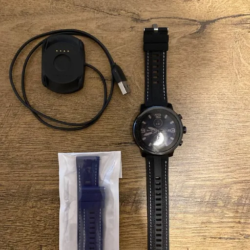 Amazfit Stratos A1619, зарядка, сменный ремешок
