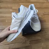 Женские кроссовки New Balance 2