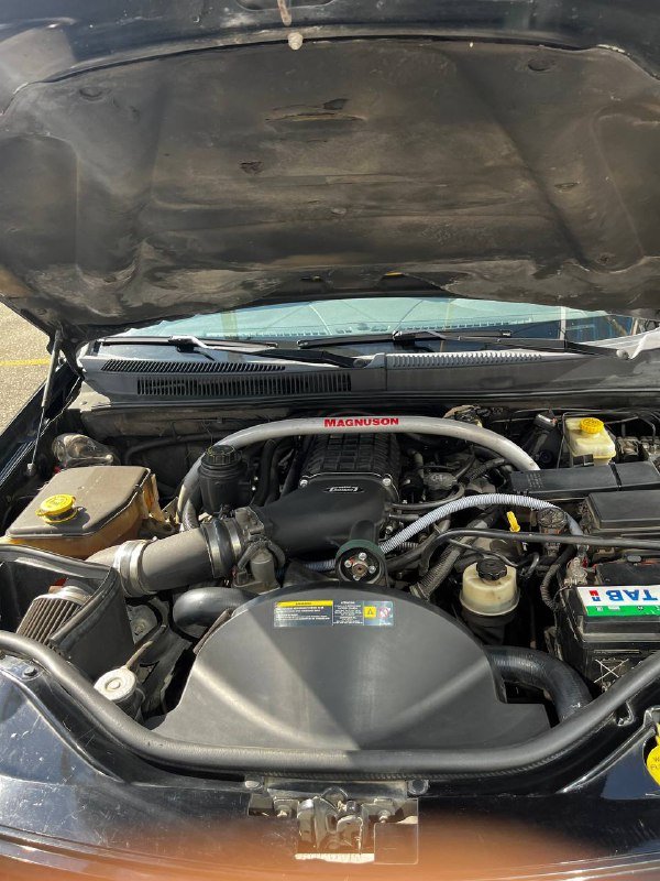 Jeep SRT8 6.1 Supercharger 7