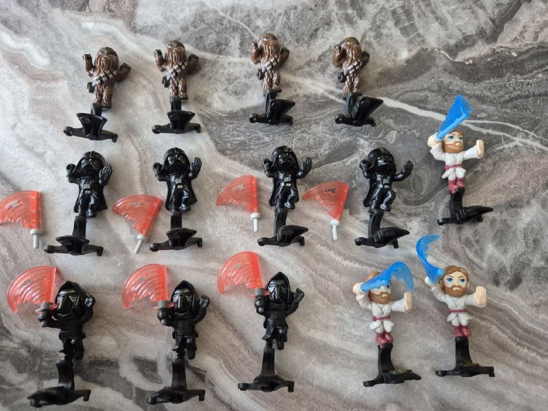 Фигурки из коллекций киндер сюрприз