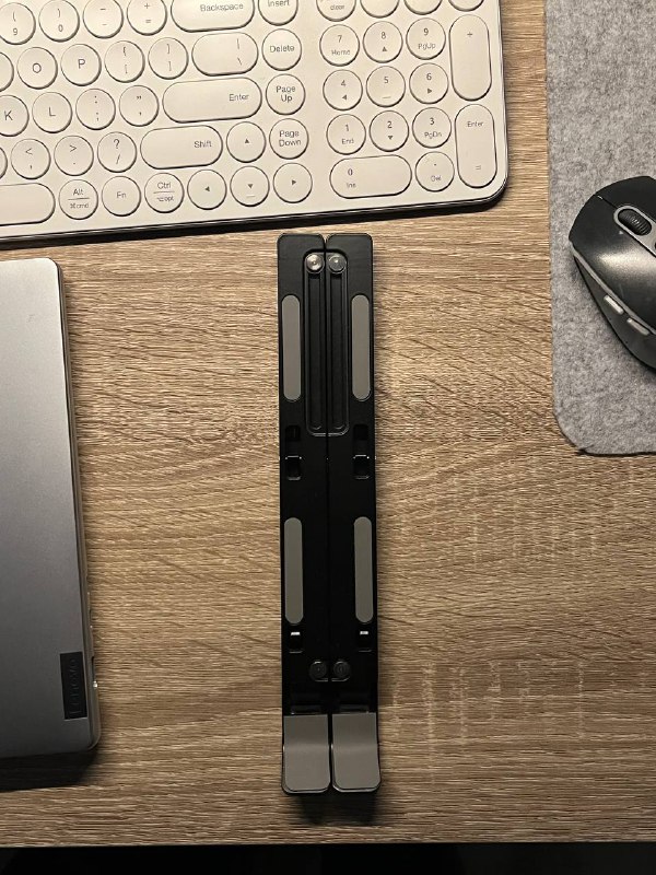 Подставка для ноутбука в отличном состоянии 4