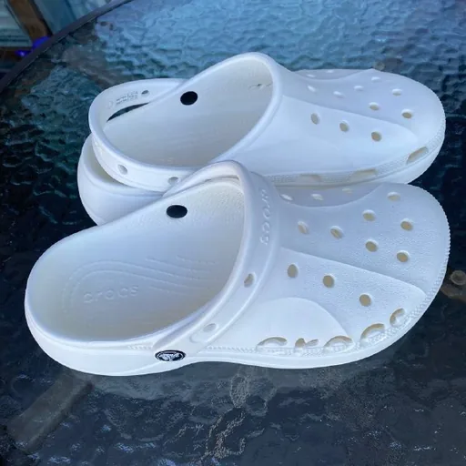 Crocs Classic Platform Clog, Crocs Off Court Logo Clog