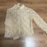 Вельветовая рубашка Benetton, гобеленовая юбка, кружевная рубашка 1