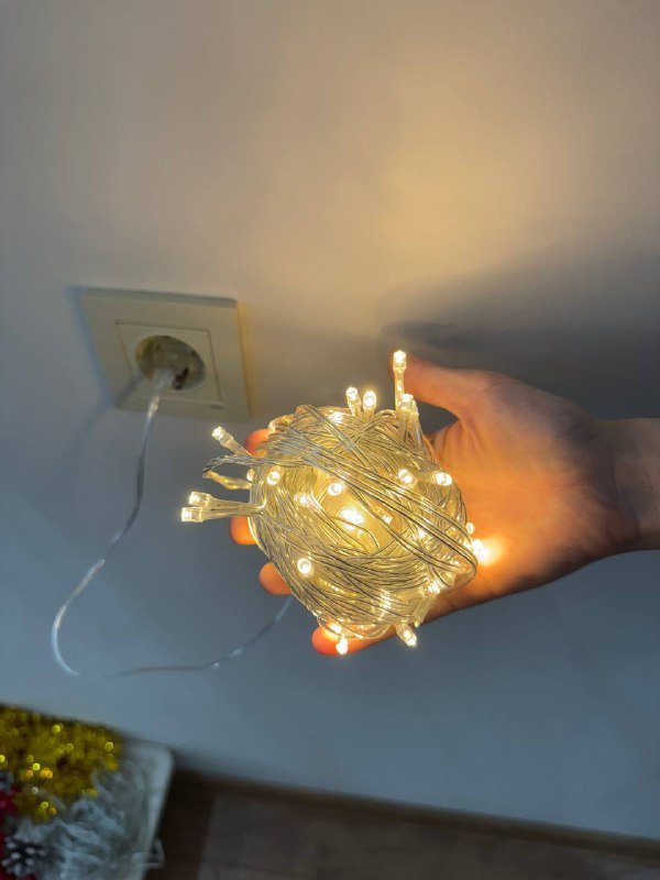 Елка, игрушки, 2 гирлянды 3