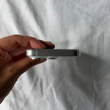 iPhone 16 Pro — 256 GB 8