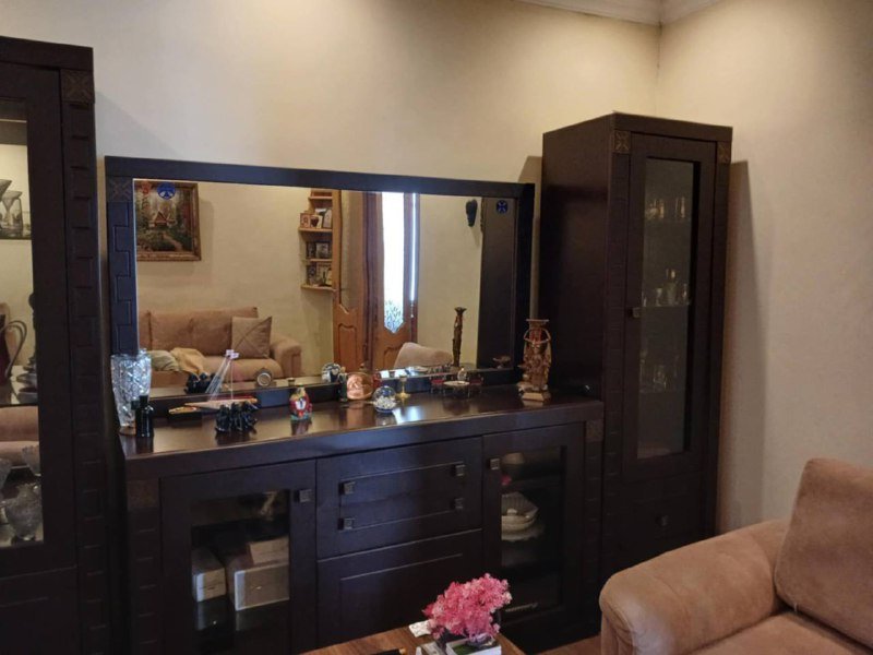 Шкаф, диван и два кресла 4