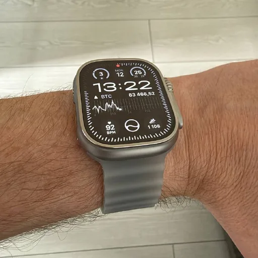 Apple Watch Ultra 4 Natural Titanium