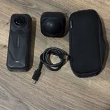 Insta360 X5 камера 1