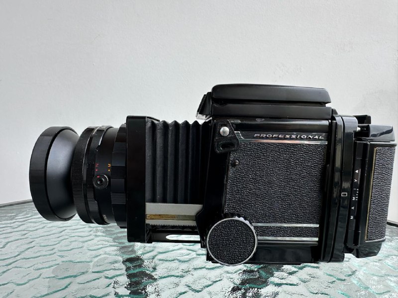 Среднеформатная камера Mamiya RB67 5