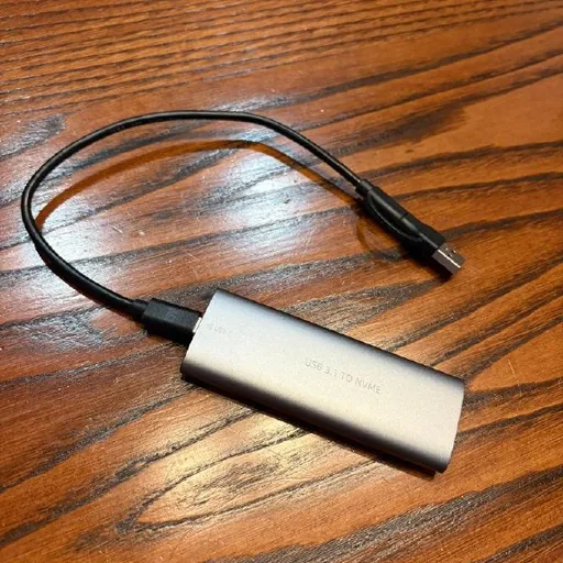Корпус-адаптер для M.2 NVMe SSD USB 3.1