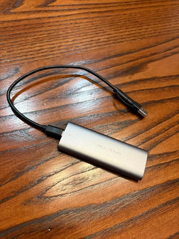 Корпус-адаптер для M.2 NVMe SSD USB 3.1