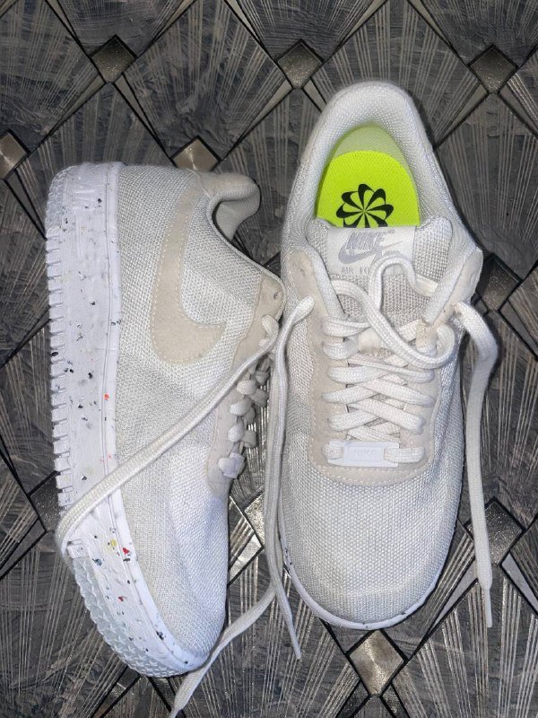 Оригинальные кроссовки Nike 40,5