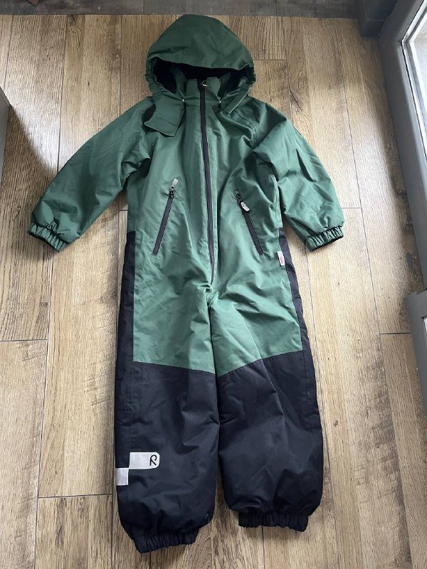 Зимний комбинезон для мальчика Reima