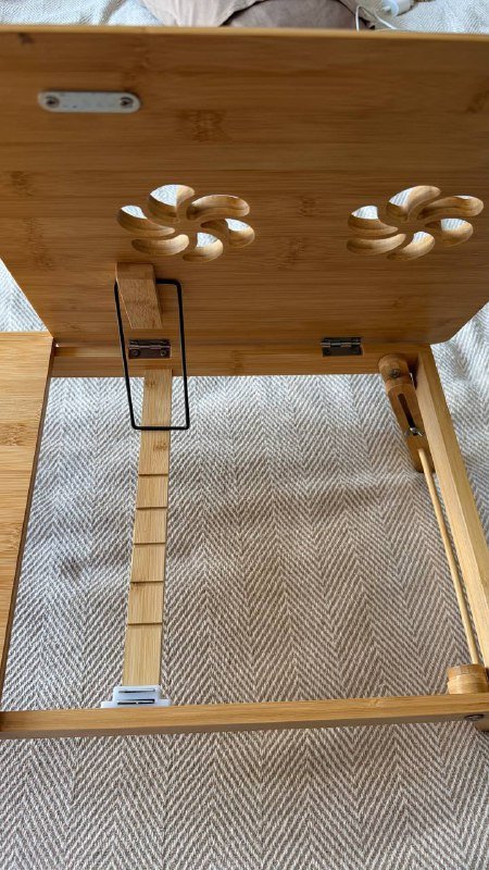 Столик для ноутбука регулируемый по высоте 2