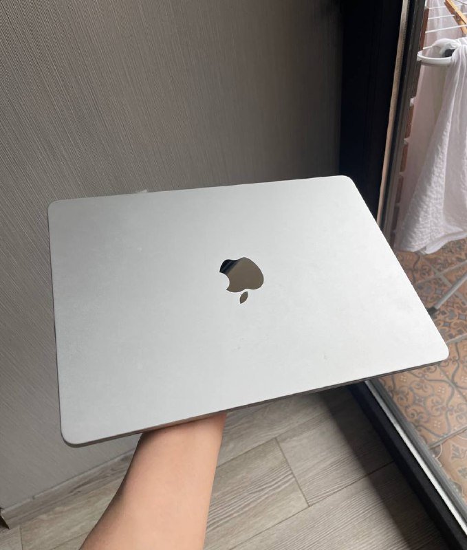 Macbook Air 13'' Silver M3 8C GPU 16GB 256GB 2