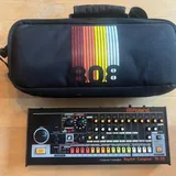 Korg MS20mini, Yamaha HS8, Roland TR-08, Korg Volca Beats, Korg Volca Keys, mixer 3