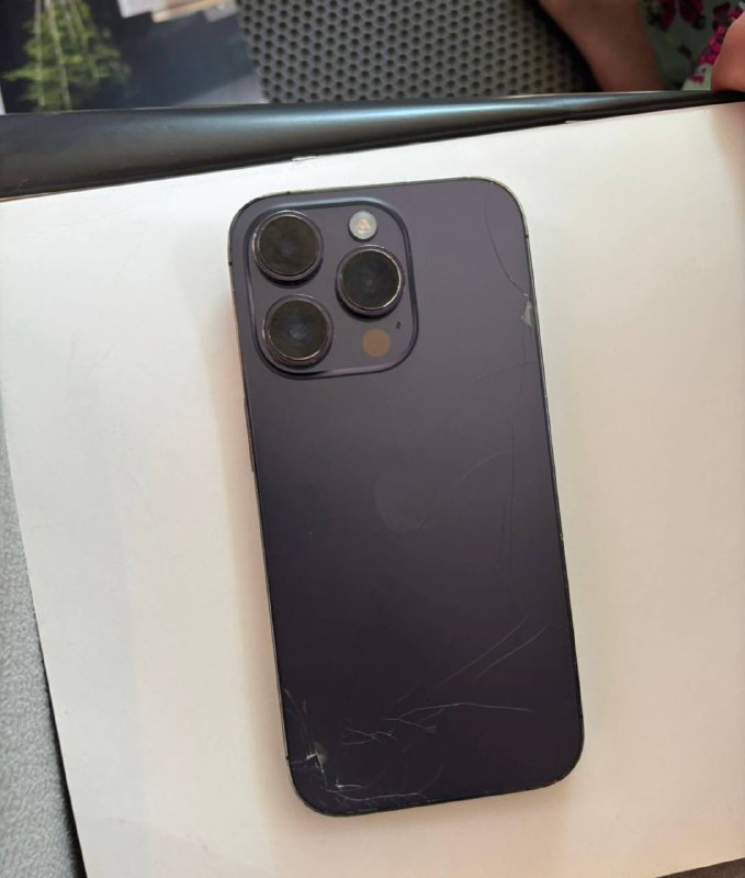 iPhone 14 pro 128 gb 3