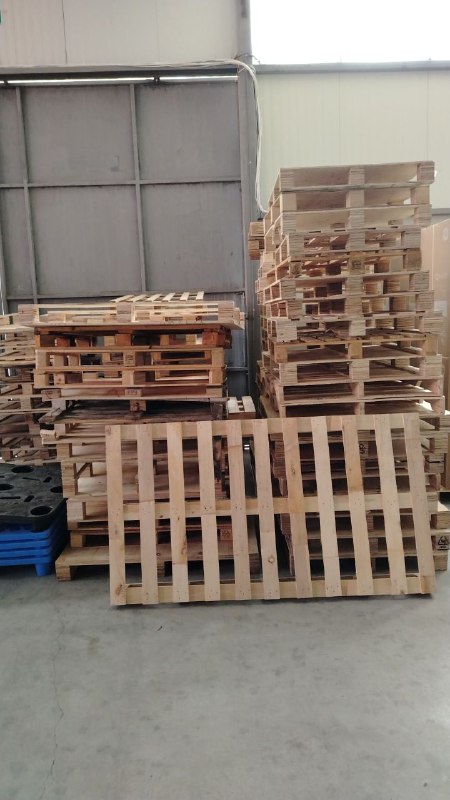 wooden pallets 2