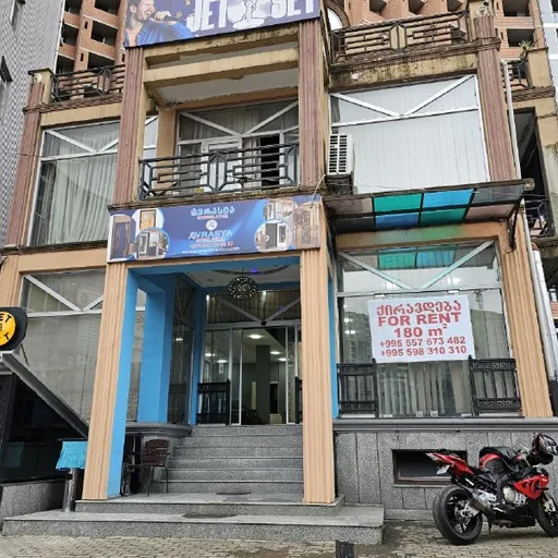 Коммерческое помещение 180 м² в Батуми