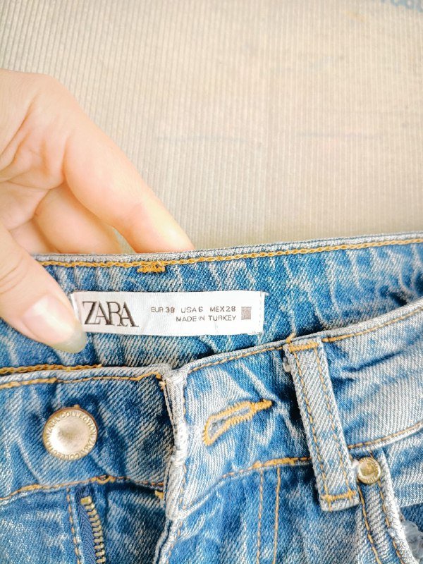 Классические джинсы Zara с высокой посадкой 3