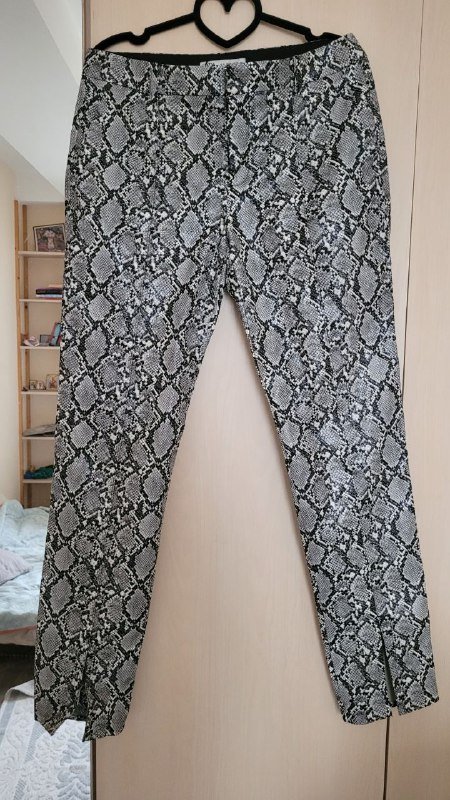 Брюки Zara змеиный принт экокожа размер М 28