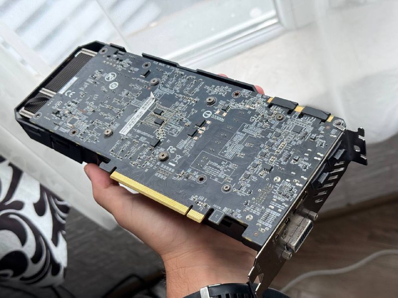 Nvidia GTX 1070Ti 8GB видеокарта 2