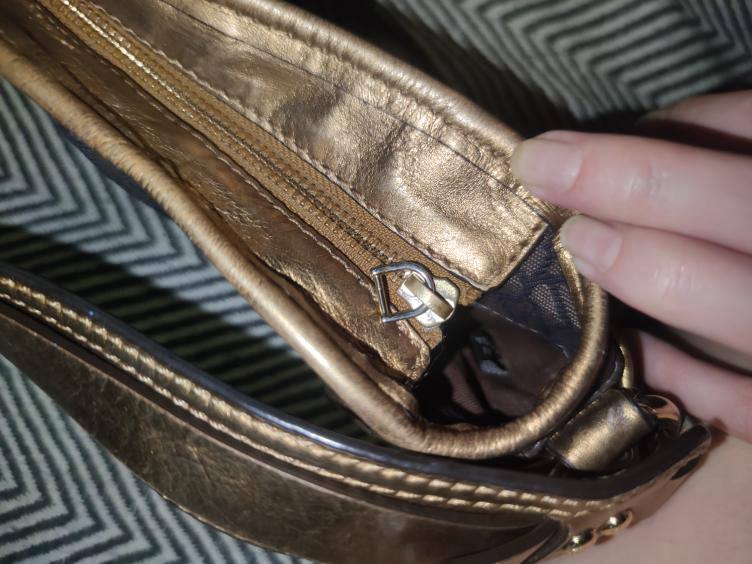 Vintage DKNY bag 4