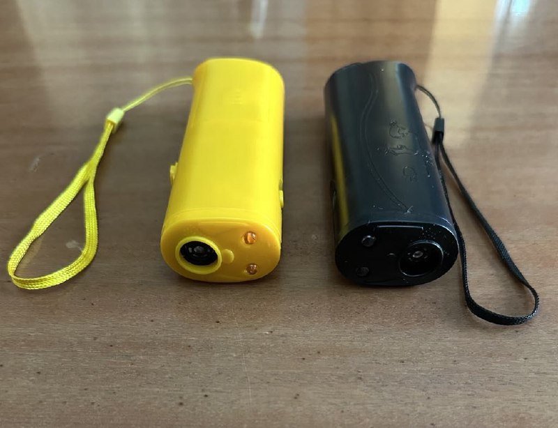 Ультразвуковой отпугиватель собак с фонариком