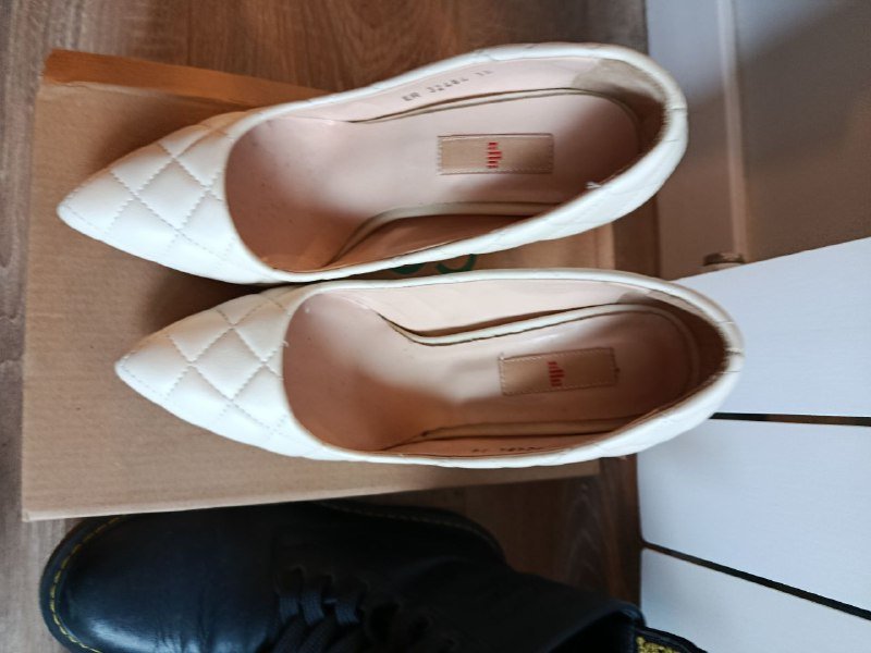 Платье, лодочки, лоферы, кожаные сапожки, ботинки кожа