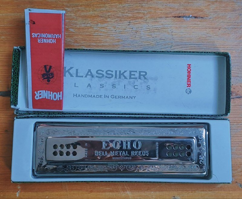 Винтажные гармоники и мелодики Hohner 2