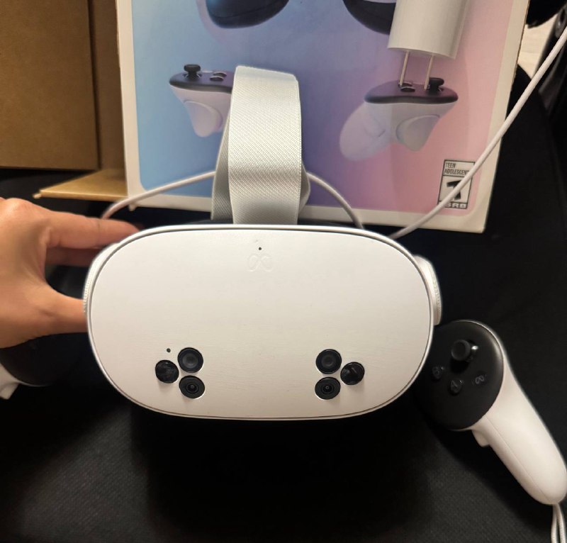 VR Meta Quest 3S 256GB 4