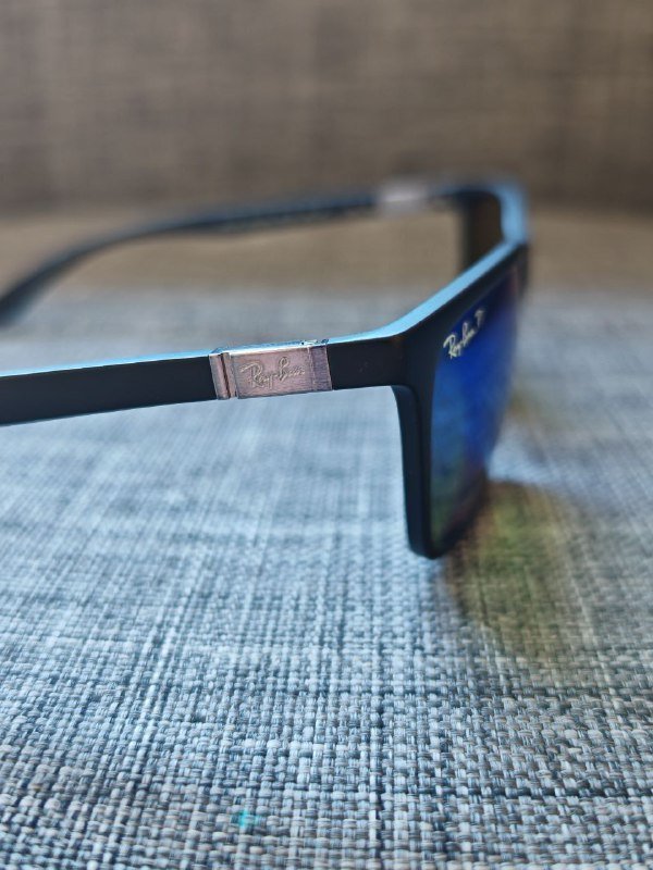 Очки Ray Ban RB4385 с аксессуарами